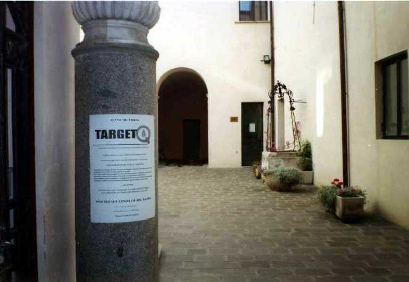 Colonna Comune copy.JPG (66603 byte)